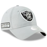 Oakland Raiders New Era Women's Crucial Catch 9TWENTY Adjustable Hat – Gray