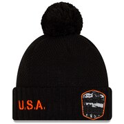 Add Cleveland Browns New Era Women's 2019 Salute to Service Cuffed Pom Knit Hat - Black To Your NFL Collection